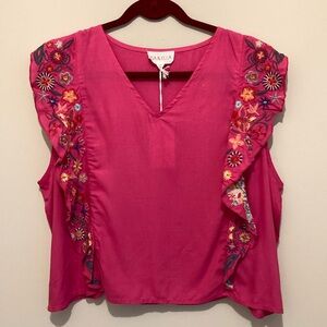 Isa & Ella embroidered flutter sleeve NWT SzXL